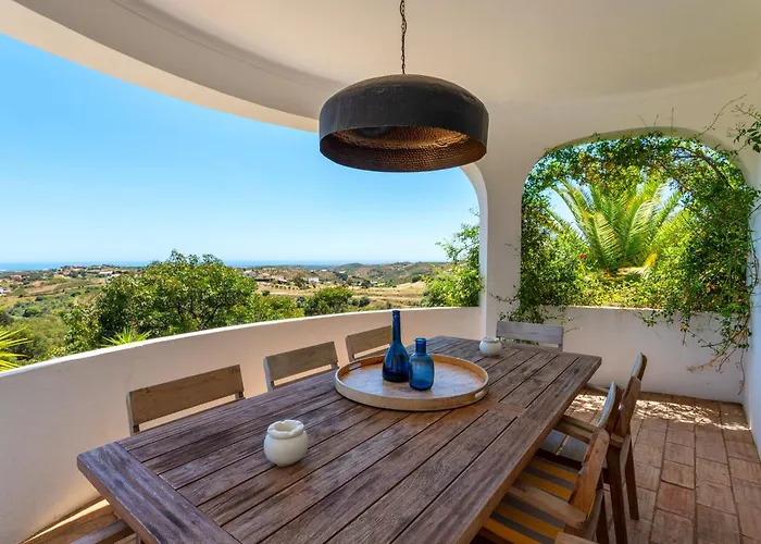 Villa Elegant Villa, Beautiful Ocean View, Natural Paradise!