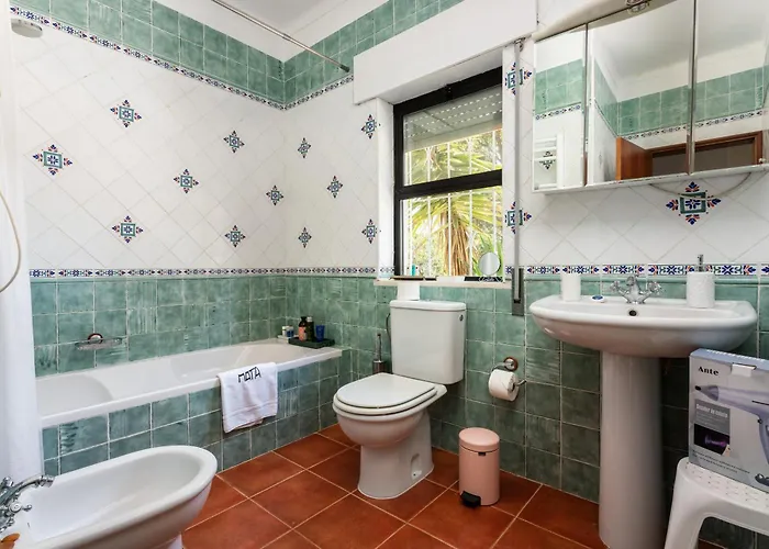 Elegant Villa, Beautiful Ocean View, Natural Paradise! טאווירה