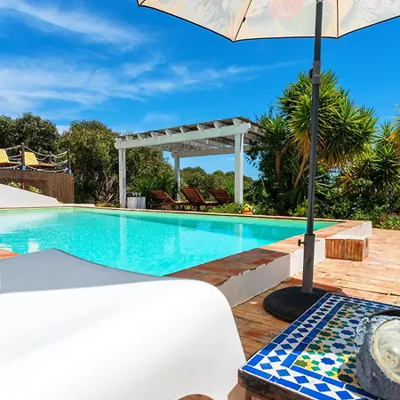 Elegant Villa, Beautiful Ocean View, Natural Paradise! 别墅